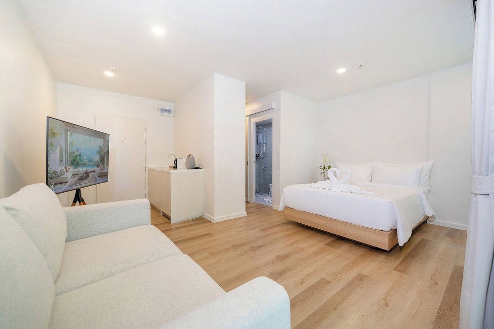 Hotel Zcape X2 Condominium In Bang Tao