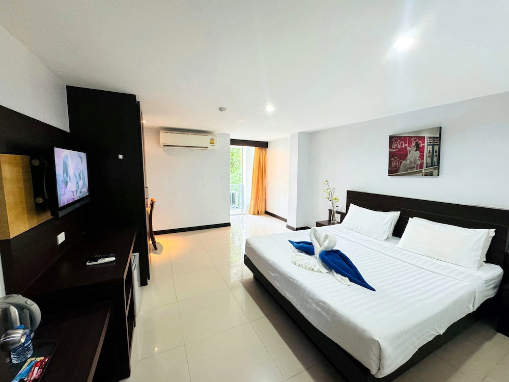 La Casa Patong