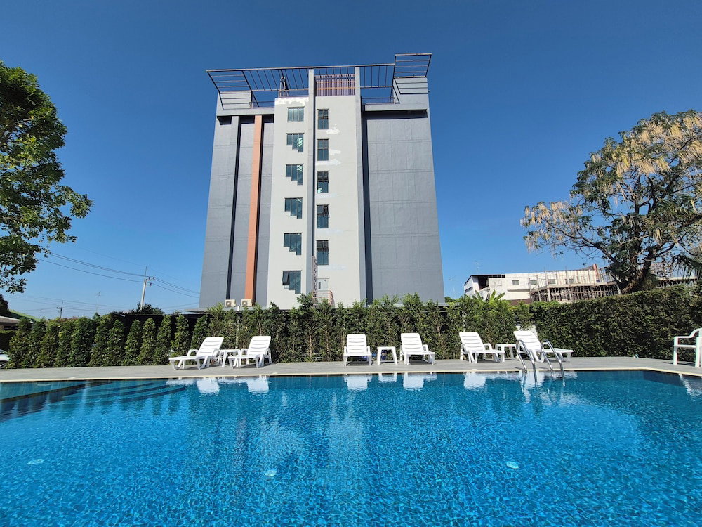 Hotel Premier Luxe Hotel