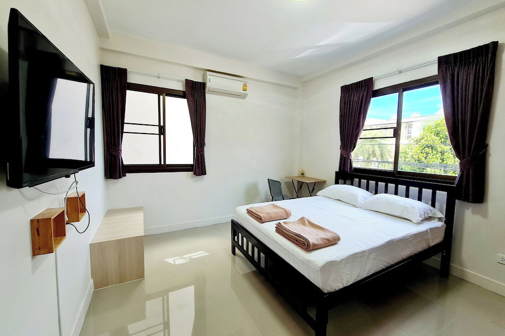 Hotel Tp House@Naka
