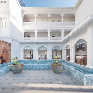 Hotel Lanna Inthan Hotel & Resort cazare San Sai