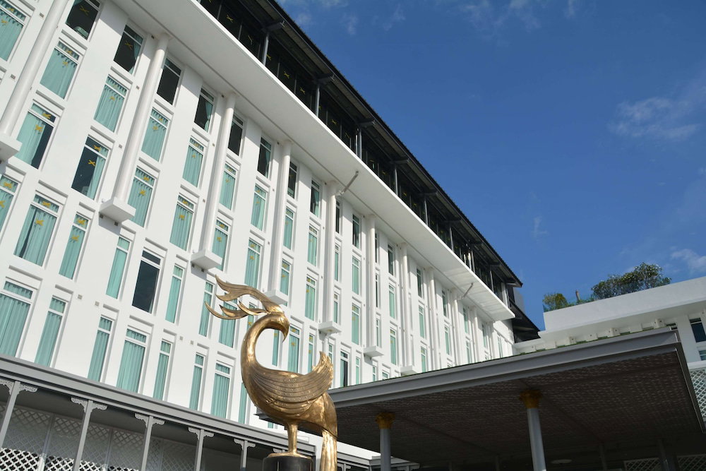 Hotel Ramada Plaza By Wyndham Chao Fah