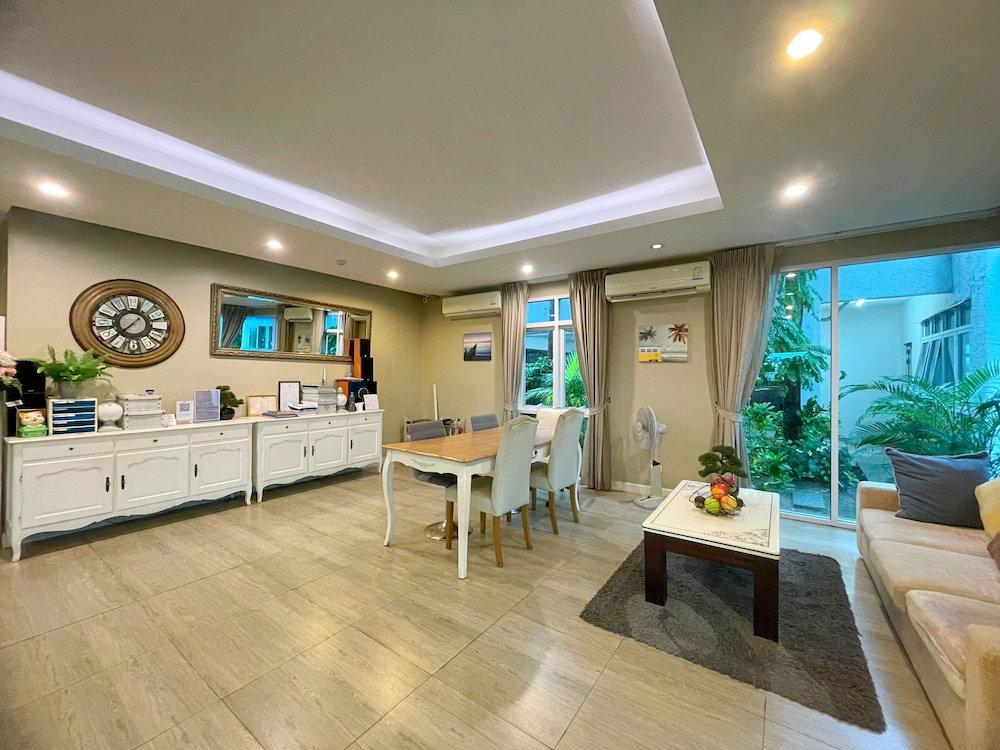 Baan Pattaya By Sabai