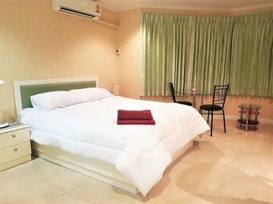 Hotel Jomtien Thip Condotel cazare Jomtien Beach