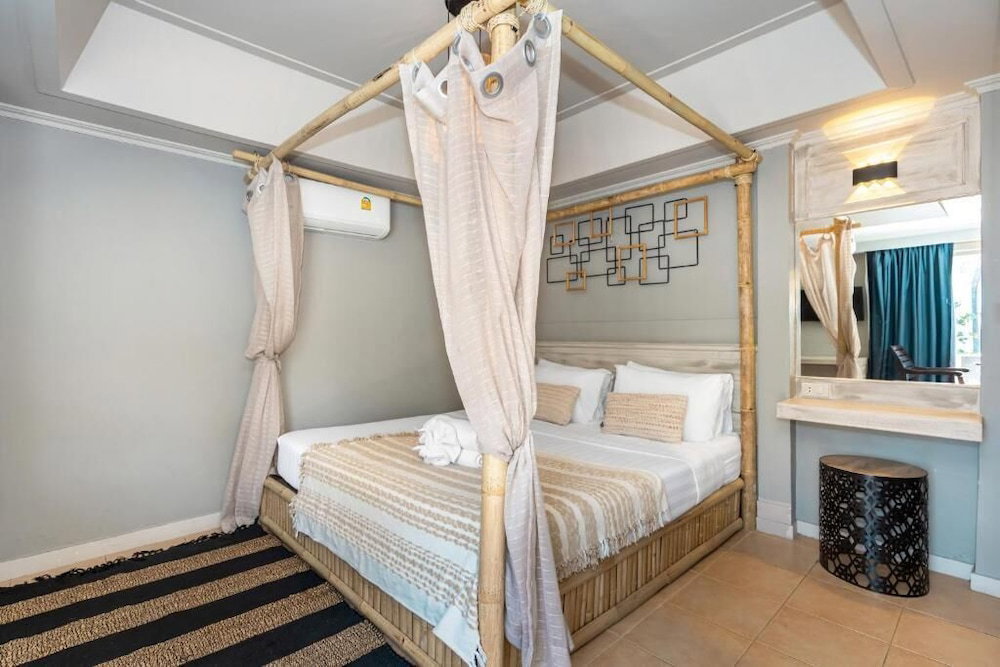 Hotel The Taksim Bangla Beach Hotel