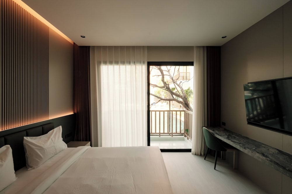Hotel After Rain Hotel