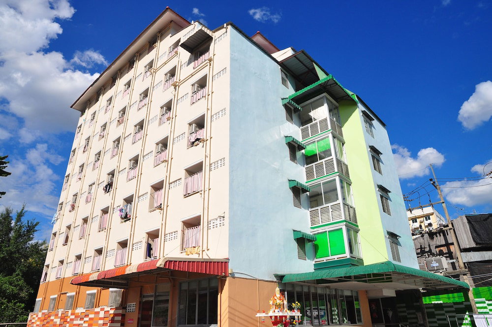 Hotel Choktawee Smile