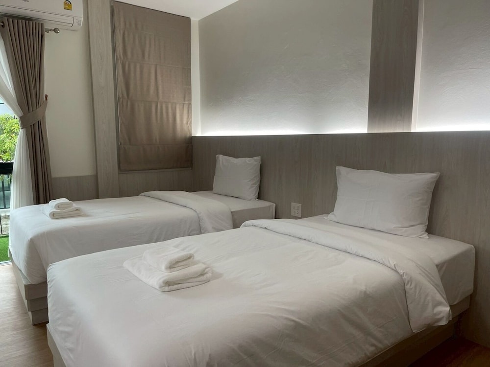 Hotel Salty Sand Krabi Hotel
