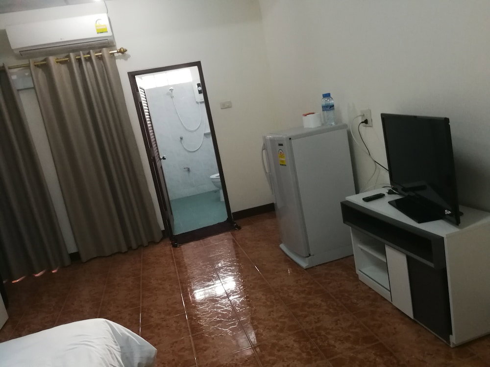 Soi 5 Apartment