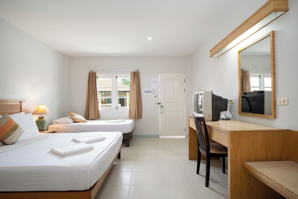 Le Palm Hotel