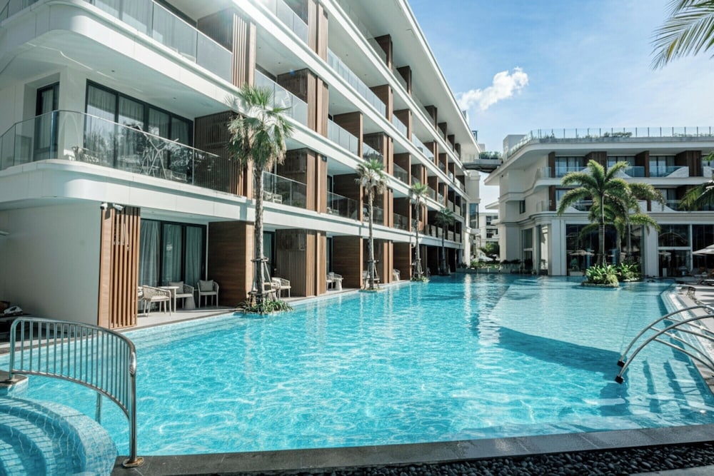 Hotel Coastal 1 Bd Apartment Near The Sea