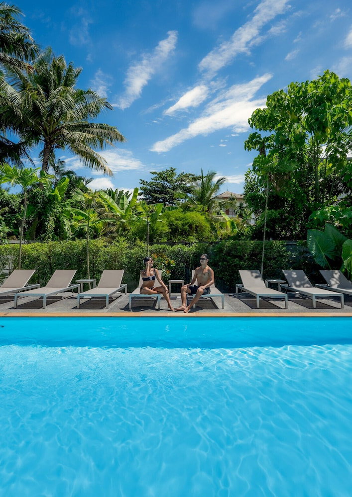 Hotel Seaside Naithon Phuket