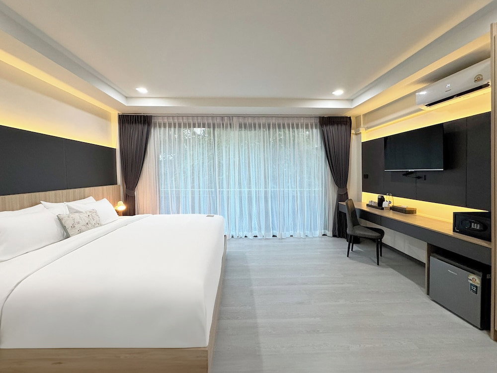 Seaside Naithon Phuket