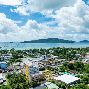 Sejur Phuket Five Fortune Holiday Hotel vacanta Rawai