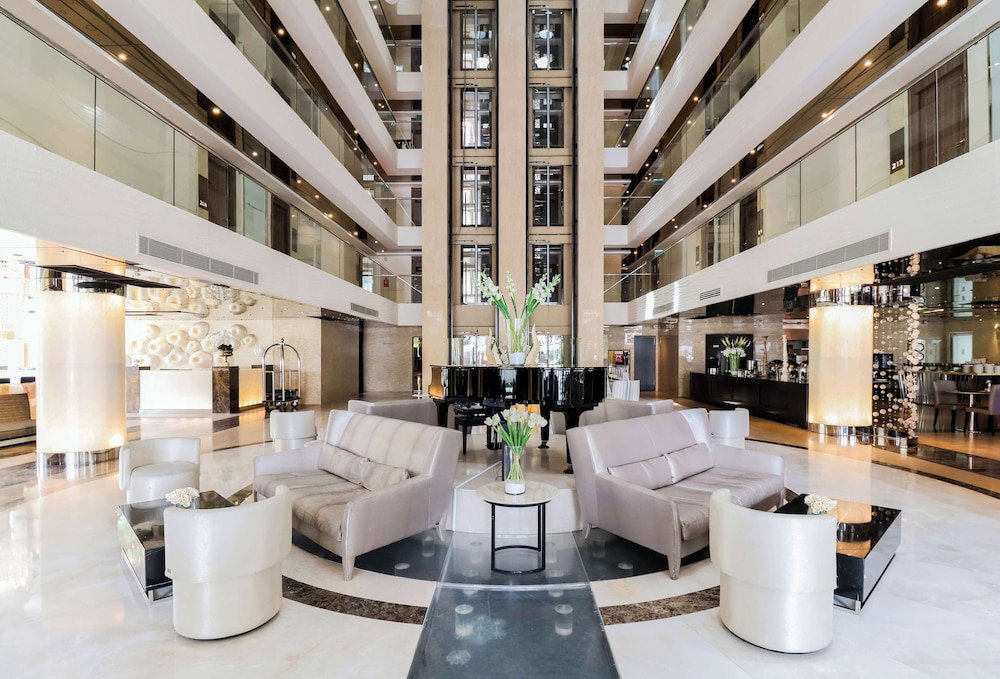 The Sanctuary Resort Pattaya, Bw Signature Collection