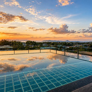 Sejur Aristo 1Br Coastal Escape In Surin Beach vacanta Bang Tao Beach