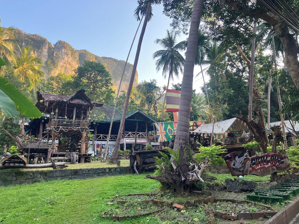 Hotel Chill Out Bar And Bungalows