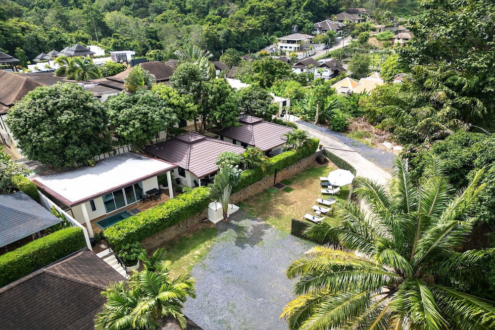 Hotel Naiharn Private Oxavia Garden Bungalows