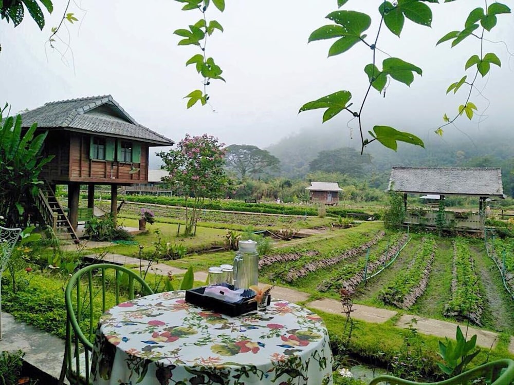 Hotel Lhongkhao Samoeng By Chi Villa