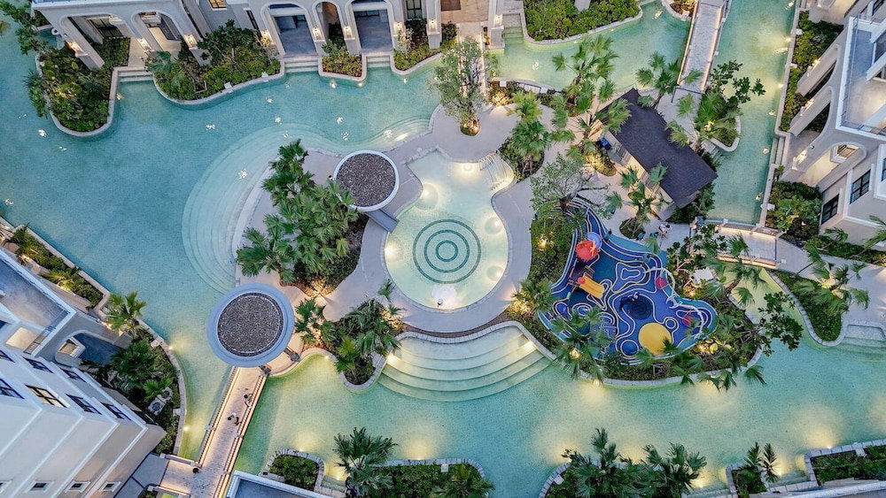 Hotel The Title Legendary Bangtao By Tropiclook