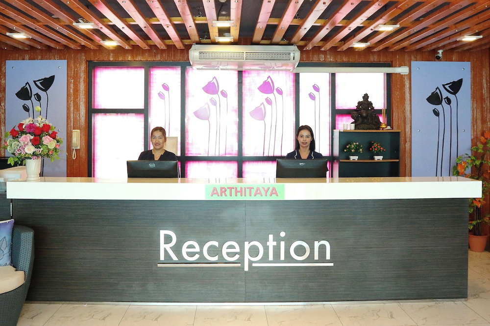 Arthitaya Green Nature Hotel & Lakkhana