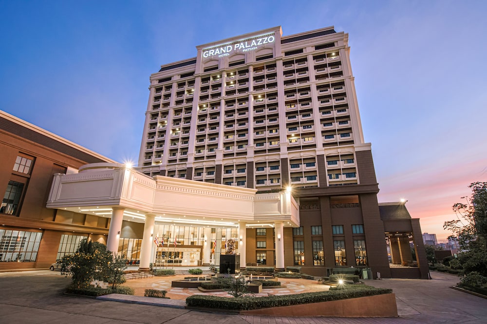 Hotel Grand Palazzo Hotel