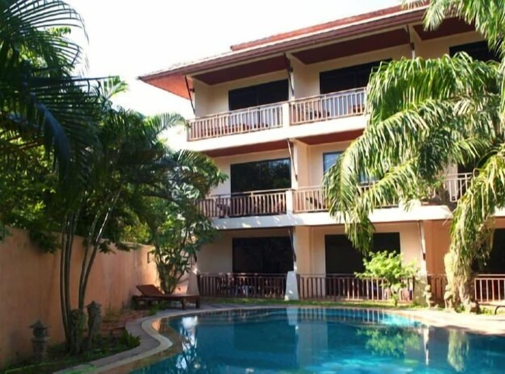 Hotel Thai Pura Resort