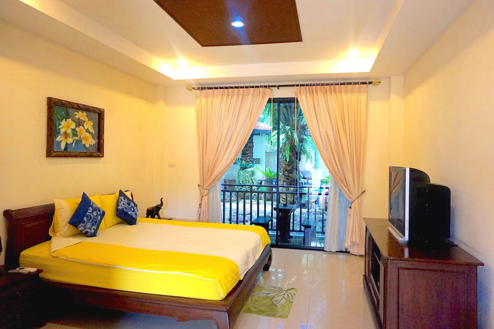 Thai Pura Resort