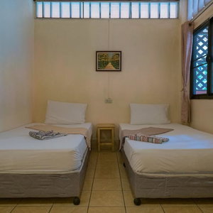 Hotel Nat Resort Koh Tao cazare Koh Tao
