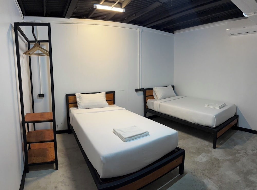Hotel Sleep Owl Jomtien