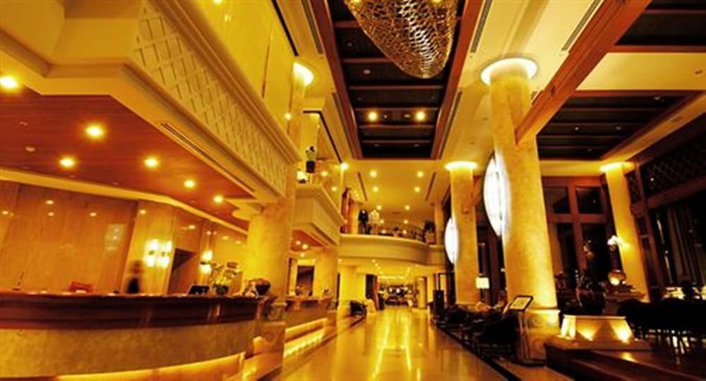 Long Beach Garden Hotel And Pavilions