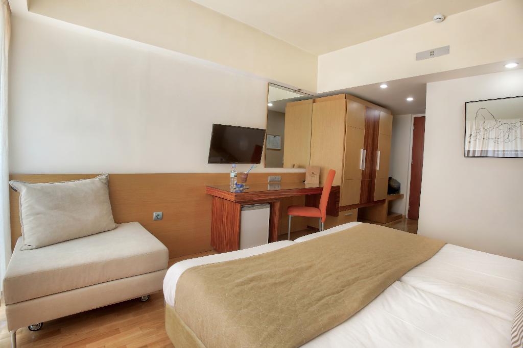 dal travel Astoria Capsis Hotel