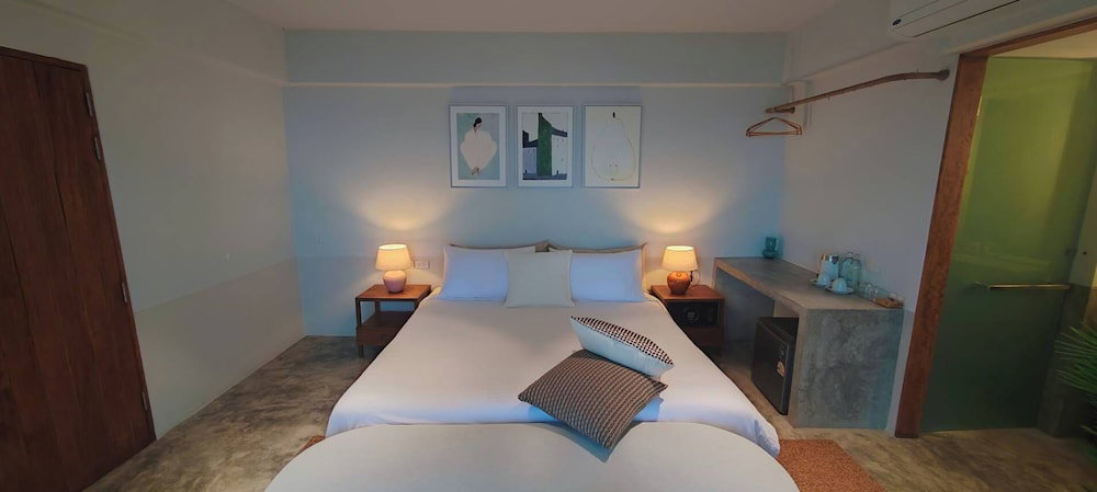 Hotel Pebble Lanta - Seaview Stay