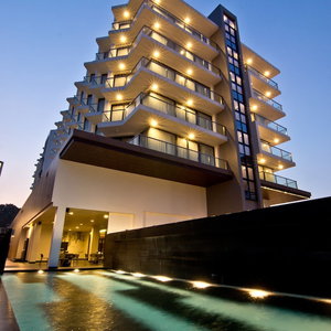 Hotel Tsix5 Quarter cazare Na Kluea