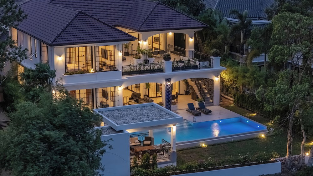 Hotel Villa Viola | 7 Br Brand New Fully Staffed Villa