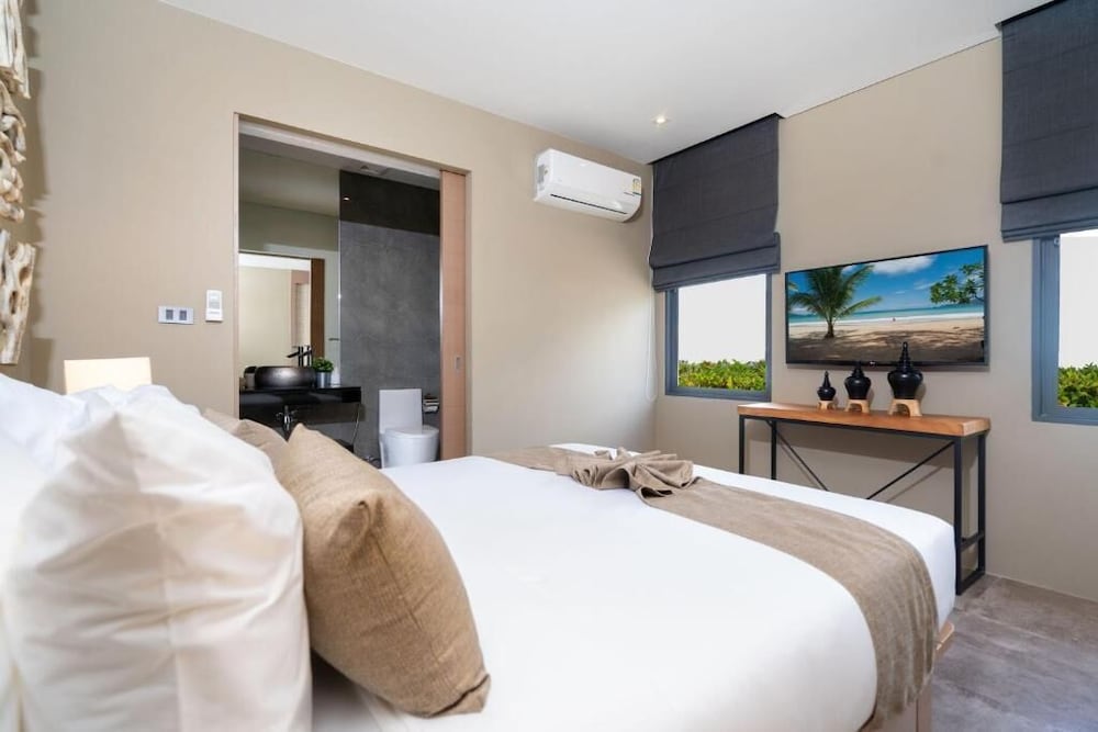 Blue Coral Luxury Villa