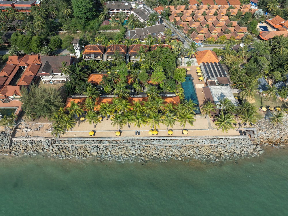 Hotel Chongfah Resort
