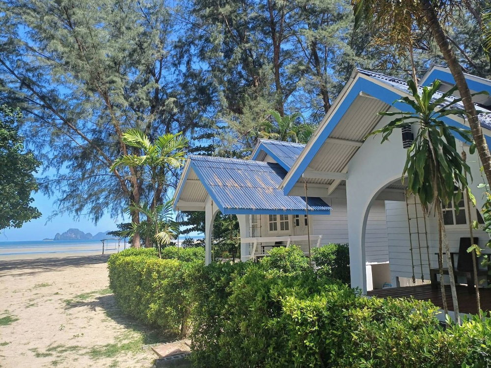 Hotel Pan Beachfront Resort Krabi
