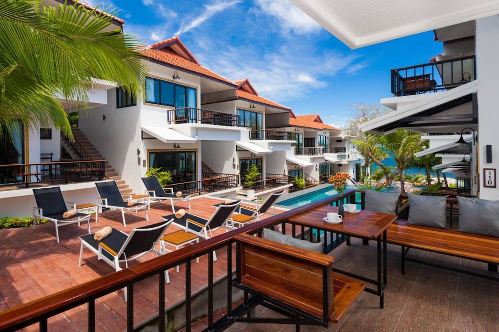 Hotel Simple Life Cliff View Resort