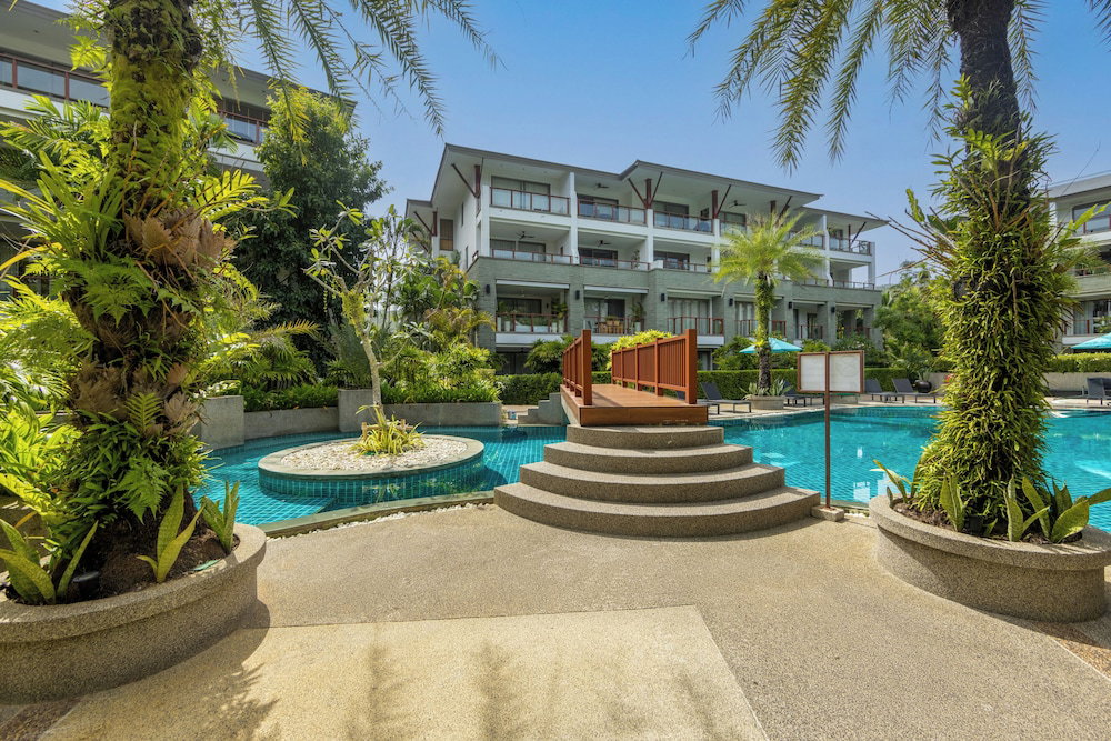 Hotel Moura 3Br Suite - Beachfront Apartment