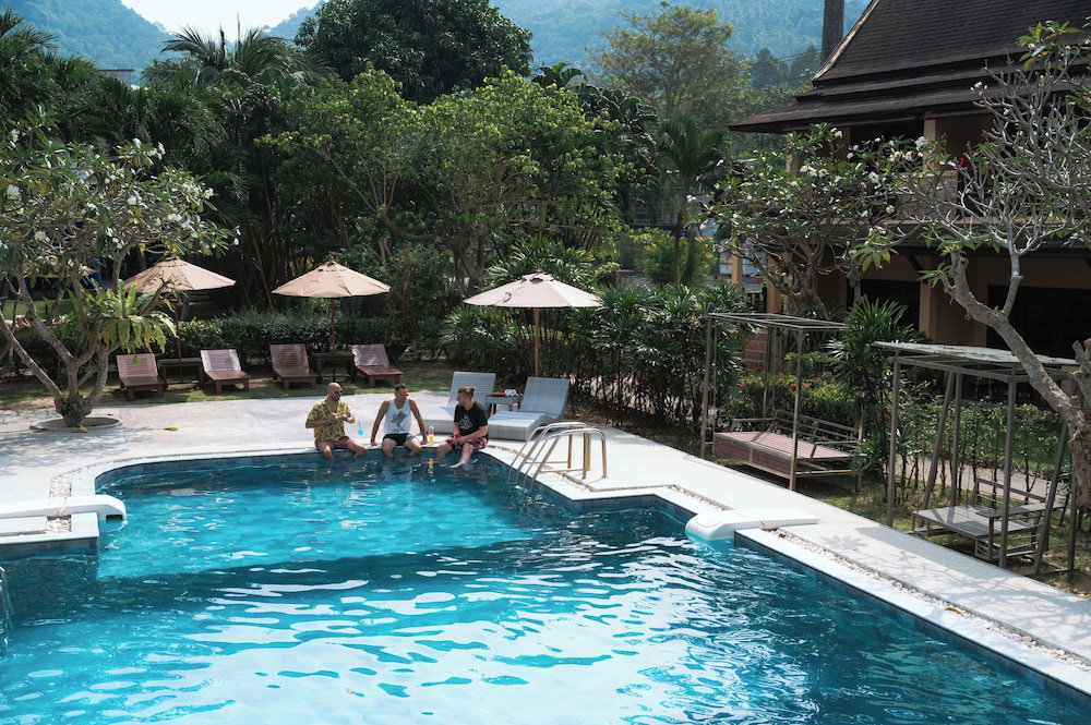 Hotel Asia Divers Resort