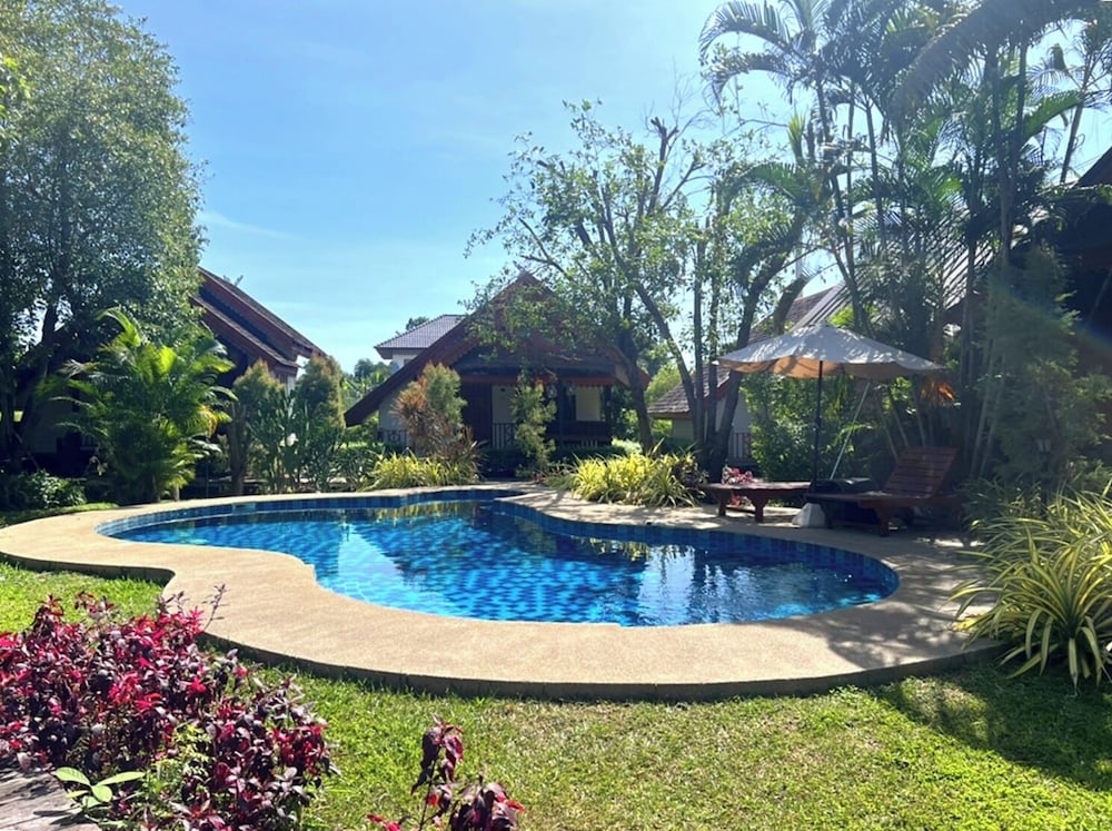 Hotel Siri Lagoona Resort & Pool Villa
