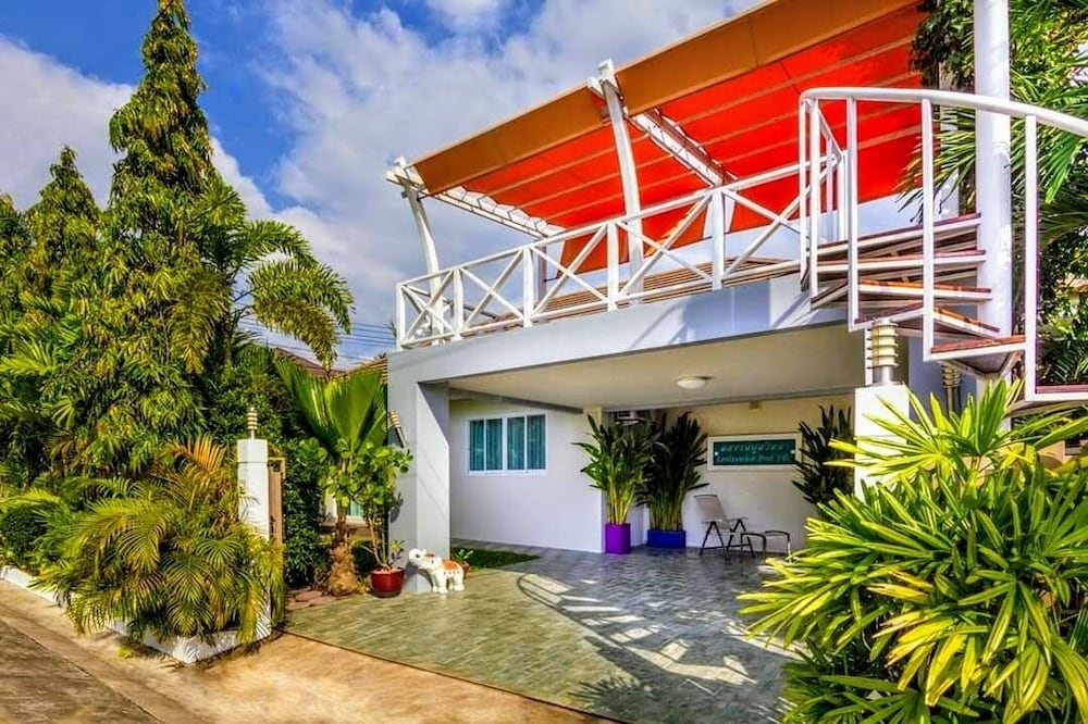 Leelawadee Pool Villa