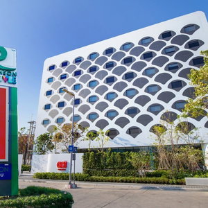 Hotel Go Hotel Bowin At Robinson Lifestyle cazare Si Racha