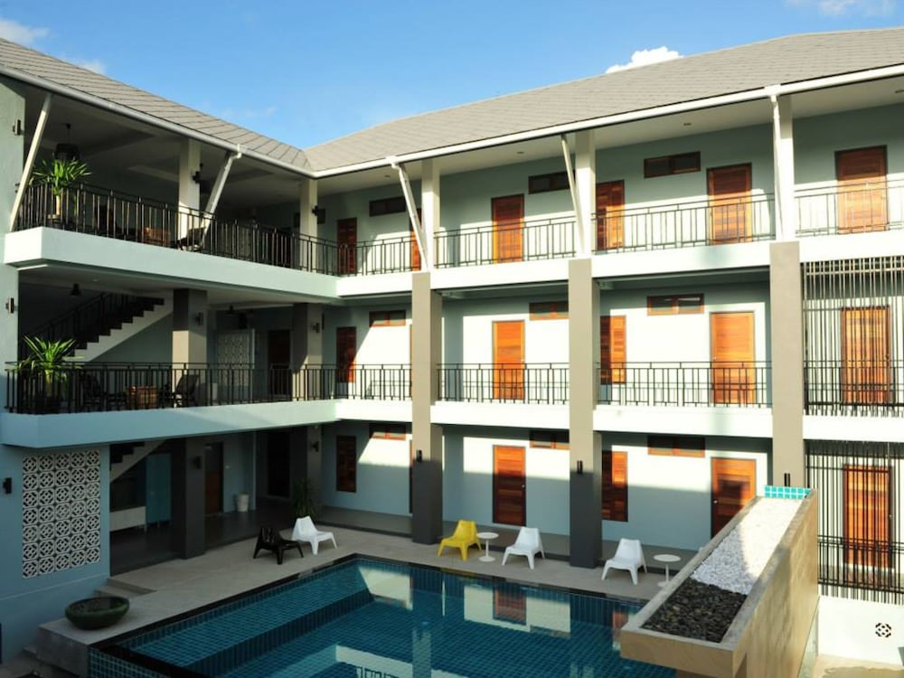 Hotel Ruk Cozy Khao Lak