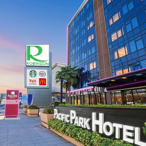 Hotel Pacific Park Hotel cazare Si Racha