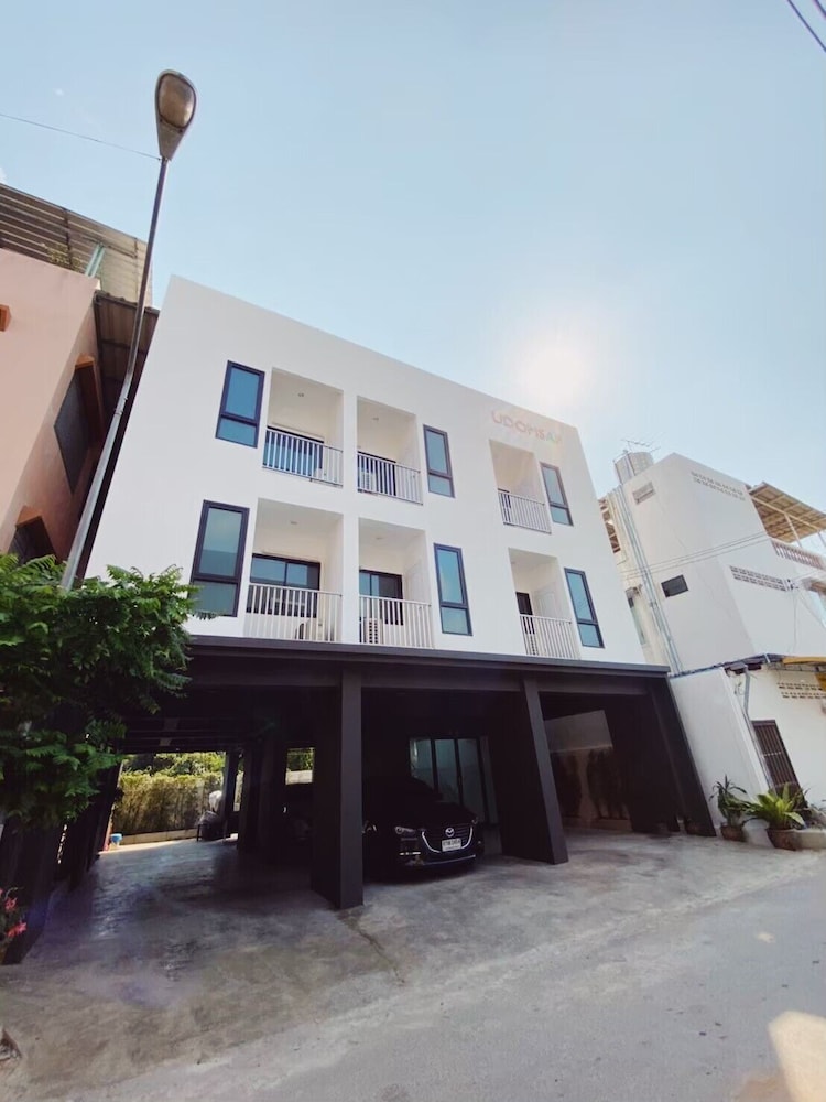 Hotel Udomsap Place
