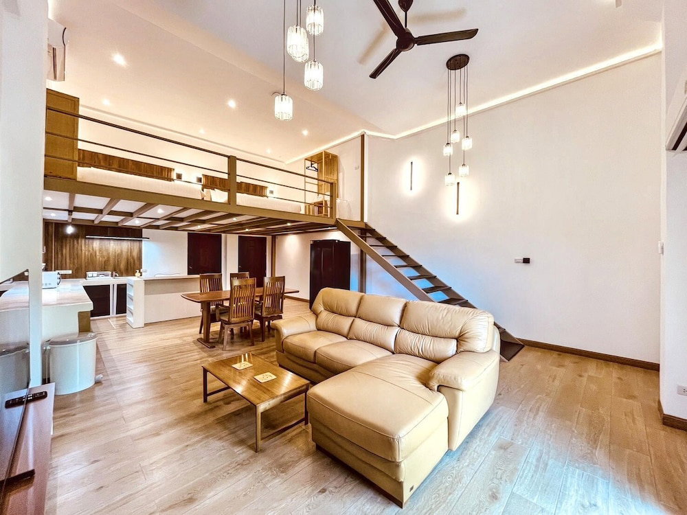 Hotel Khao Lak - Loft Suite With 2 King Size Beds, Bathroom With Bathtub