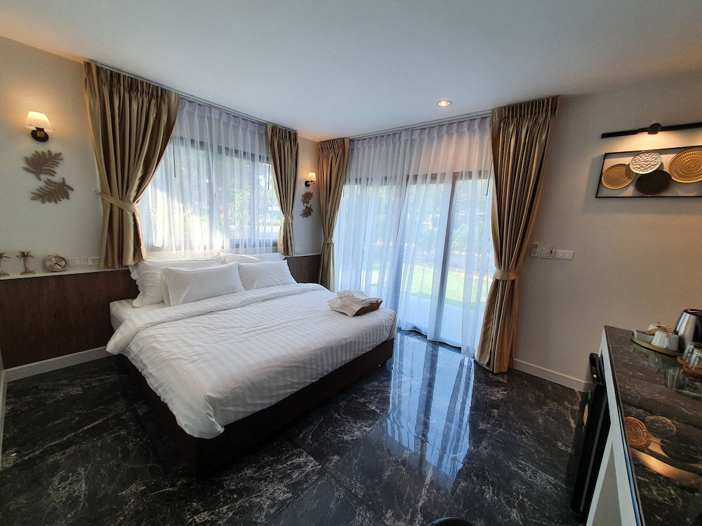 Hotel Bannjamjuree Resort Sattahip