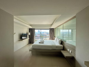 Hotel Le Bus cazare Pattaya